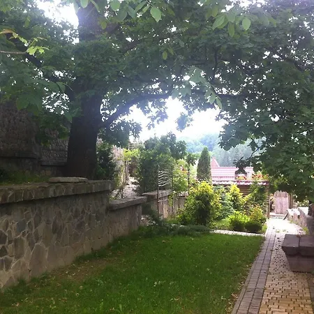 Gnizdo Golubky Affittacamere