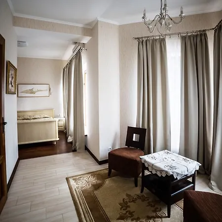 Gnizdo Golubky Guest house Shaian