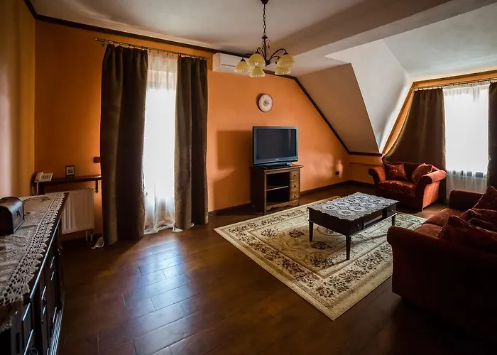 Gnizdo Golubky Guest house 4*